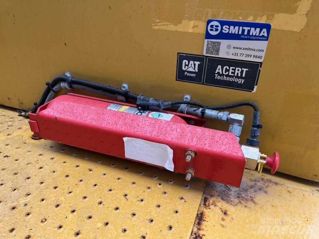 CAT 988H Pale gommate