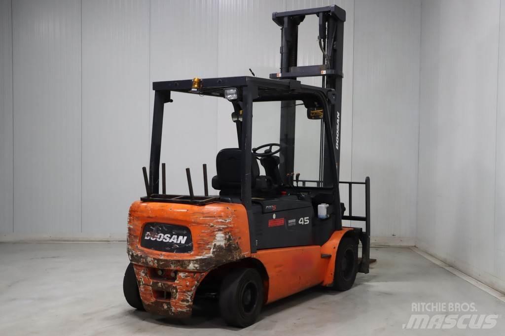 Doosan B45X-5 Carrelli elevatori elettrici