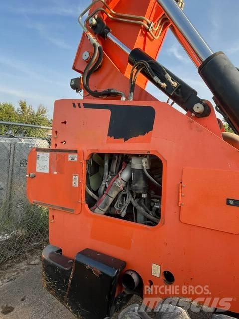 SkyTrak 8042 Sollevatori telescopici