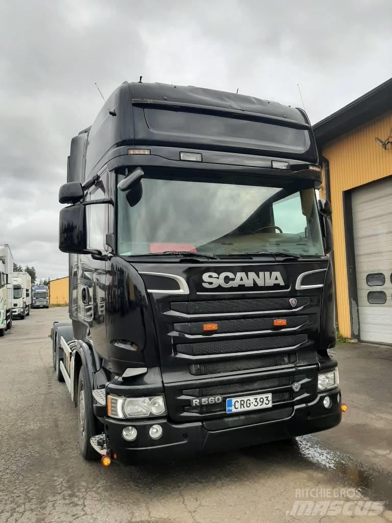 Scania R 560 Camion con gancio di sollevamento
