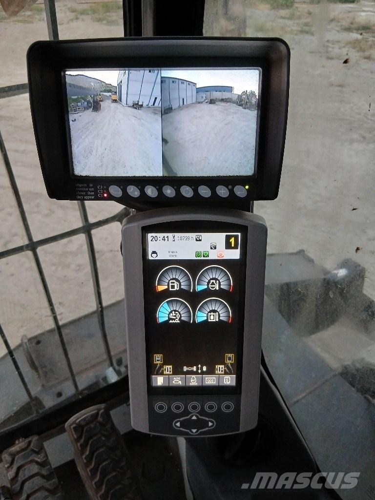 CAT MH 3022 Movimentazione rifiuti