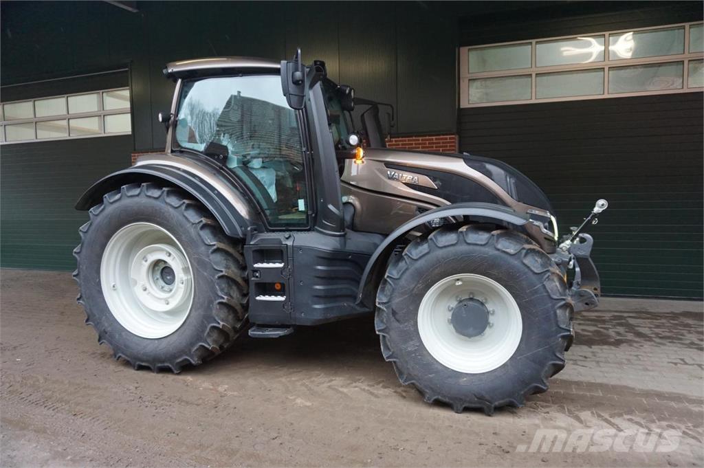 Valtra T175 Active Trattori