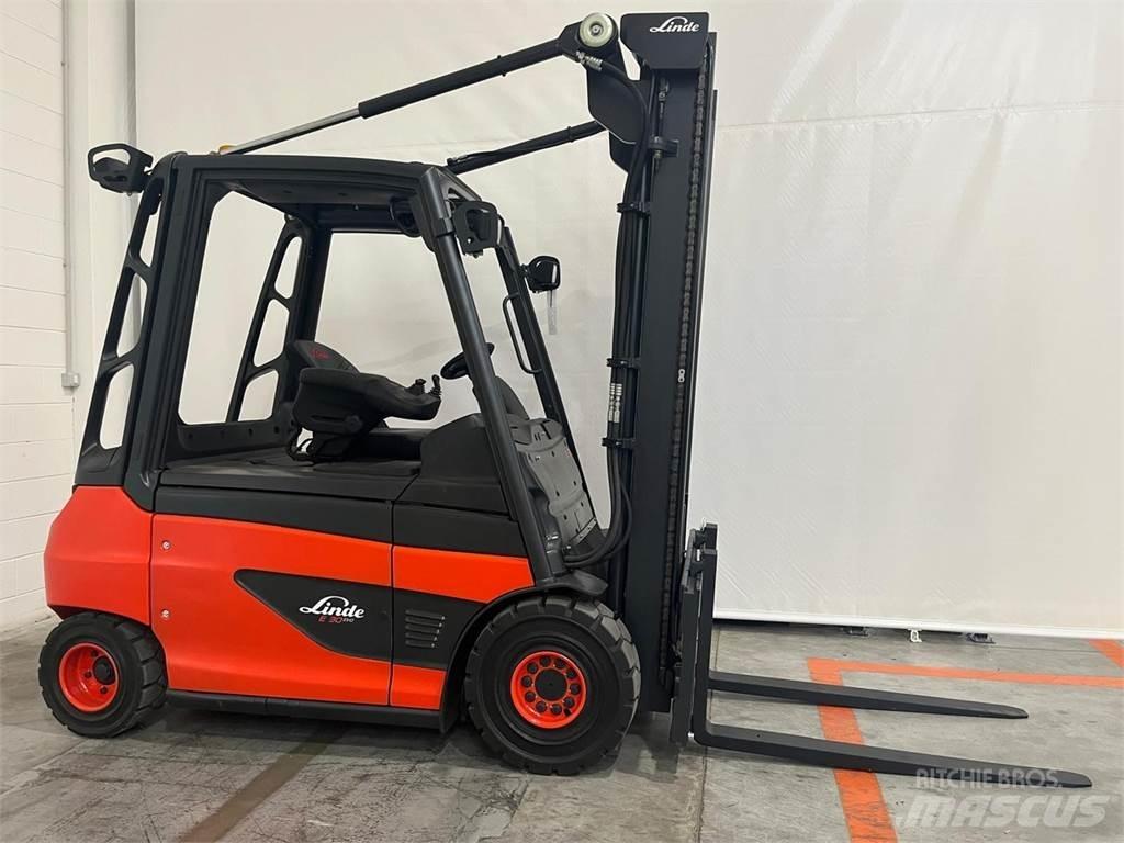 Linde E30-01 Carrelli elevatori elettrici