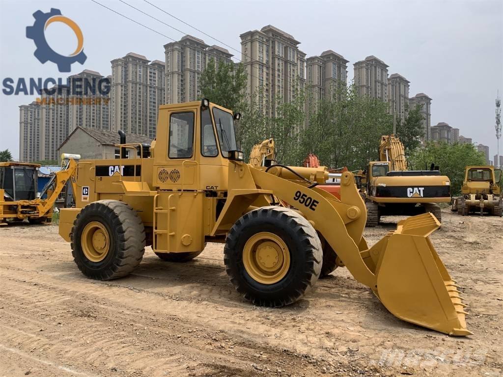 CAT 950E Pale gommate