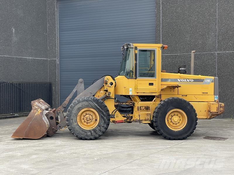 Volvo L 70 C Pale gommate