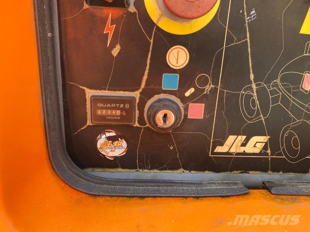JLG 600 AJ Piattaforme a braccio articolato