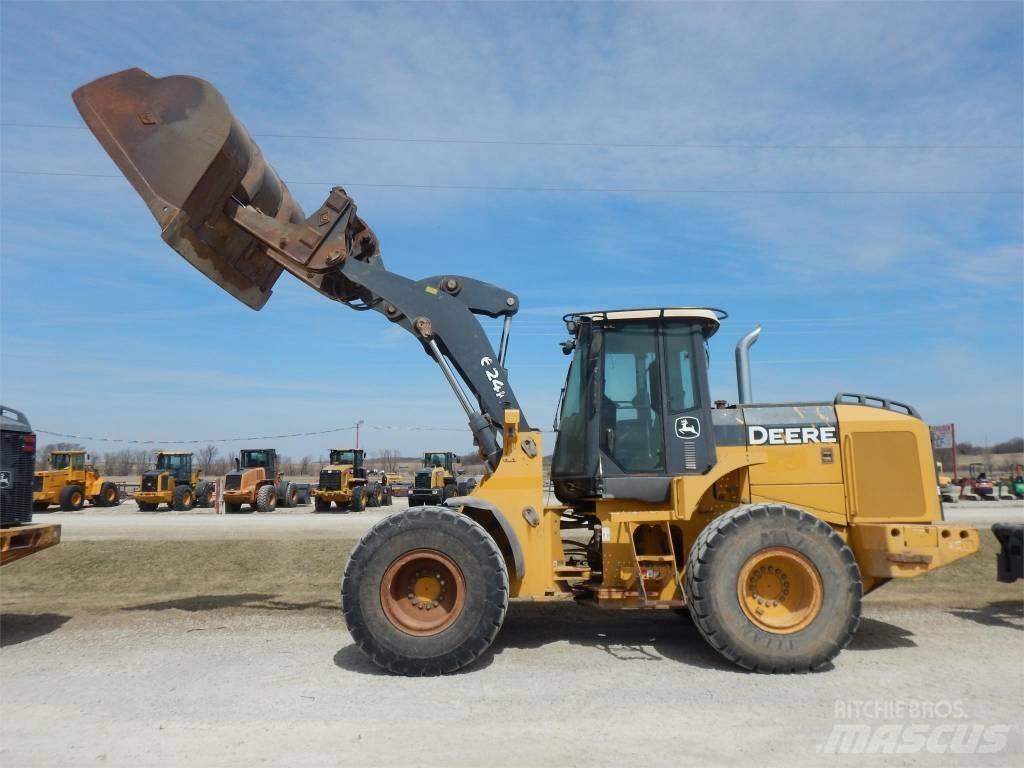 John Deere 624K Pale gommate