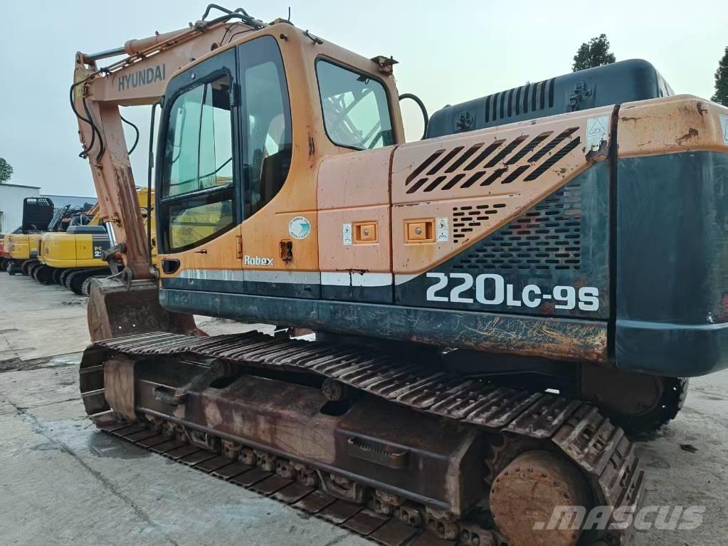Hyundai R220LC-9S Escavatori cingolati