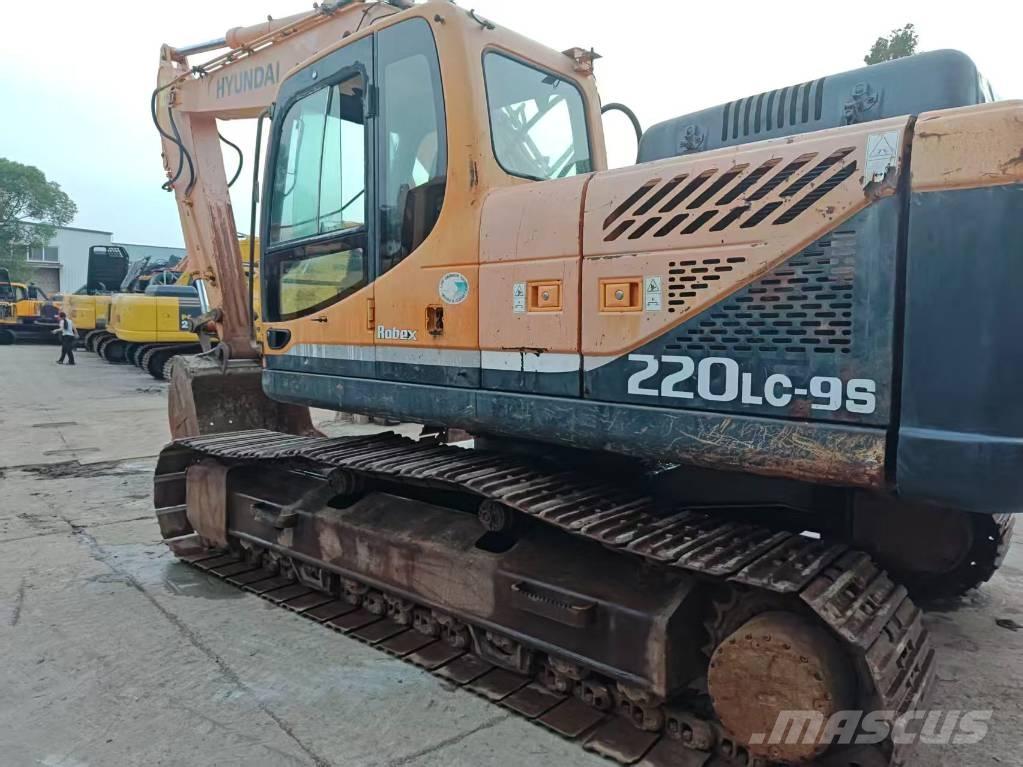Hyundai R220LC-9S Escavatori cingolati
