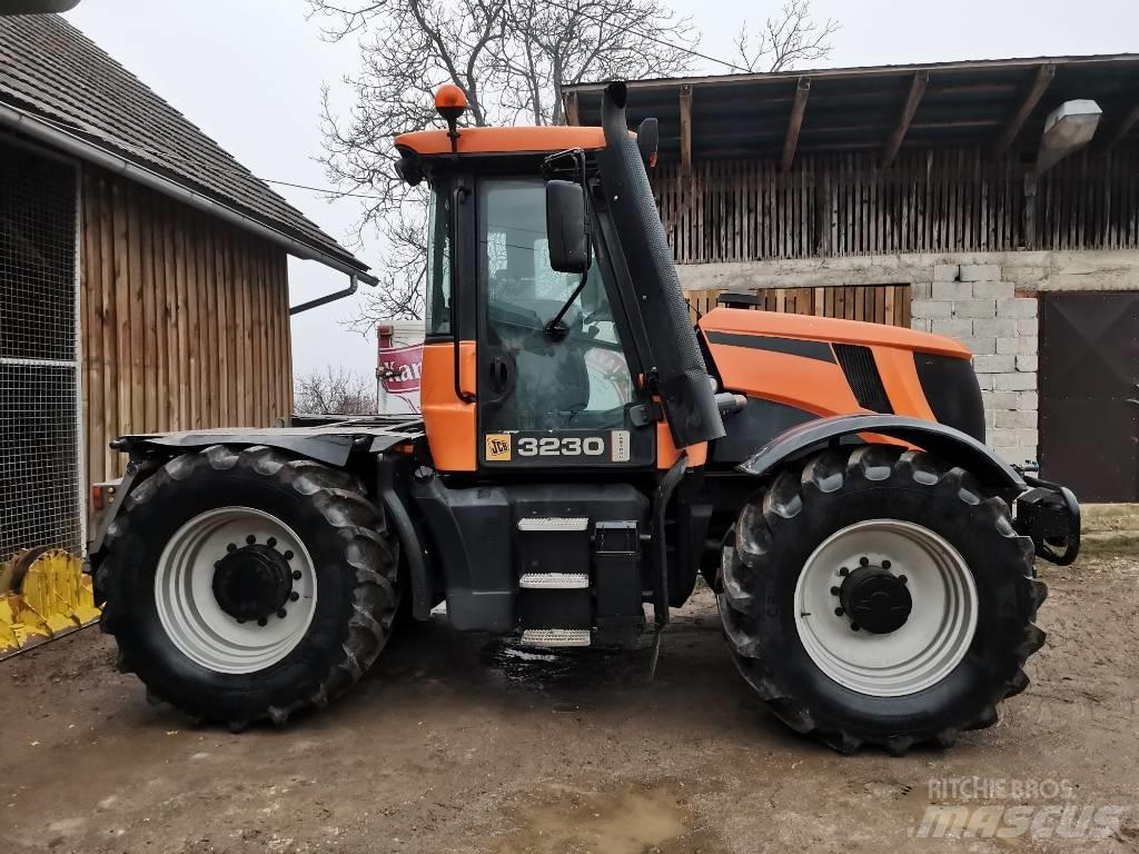 JCB Fastrac 3230 Trattori