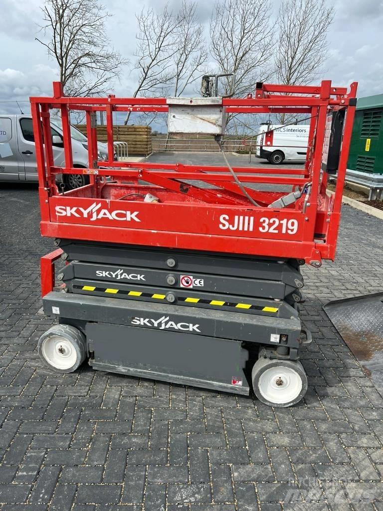 SkyJack SJ 3219 Piattaforme a pantografo