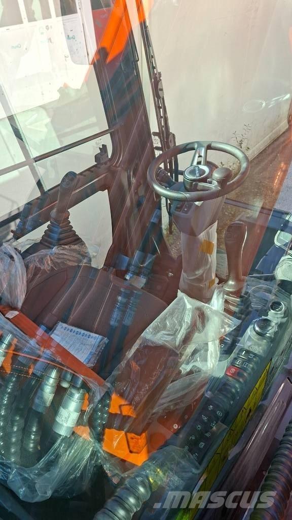 Develon DX 210 W-7 Escavatori gommati