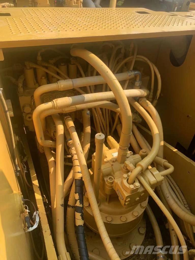 CAT 320 D Escavatori cingolati