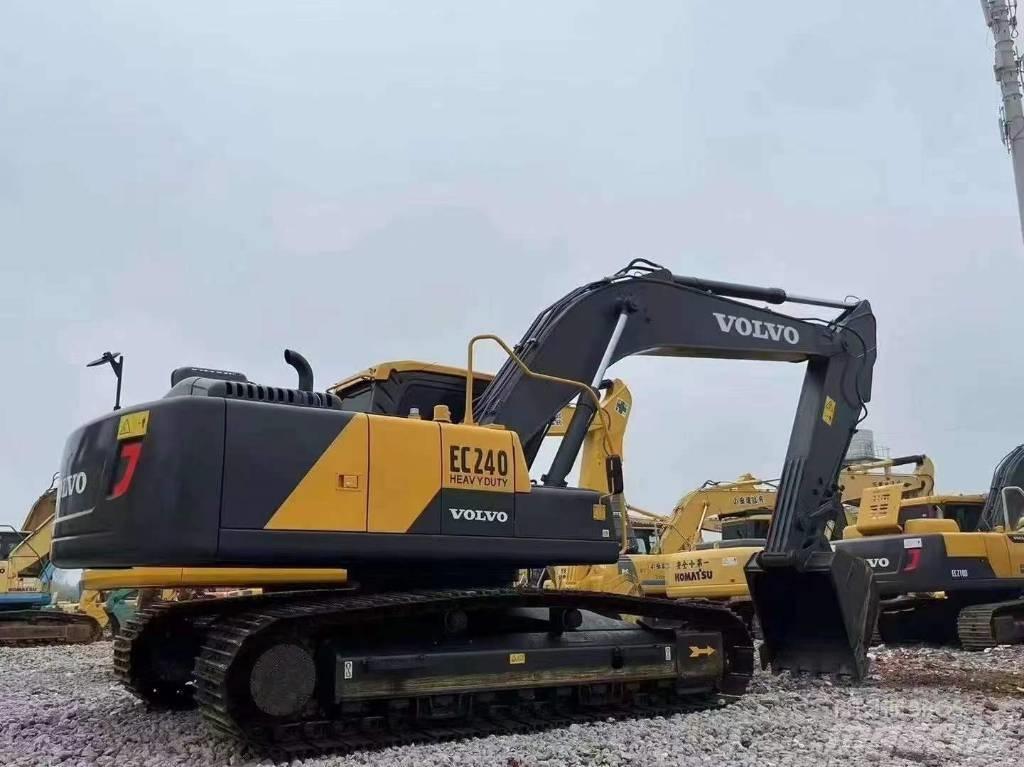 Volvo EC240 Escavatori cingolati