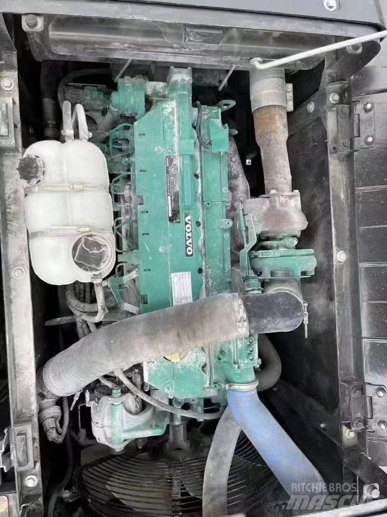 Volvo EC240 Escavatori cingolati
