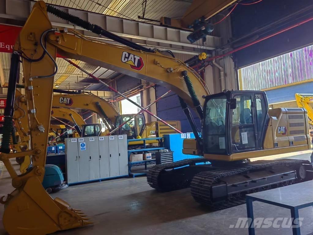 CAT 2021 CAT 320 Escavatori gommati