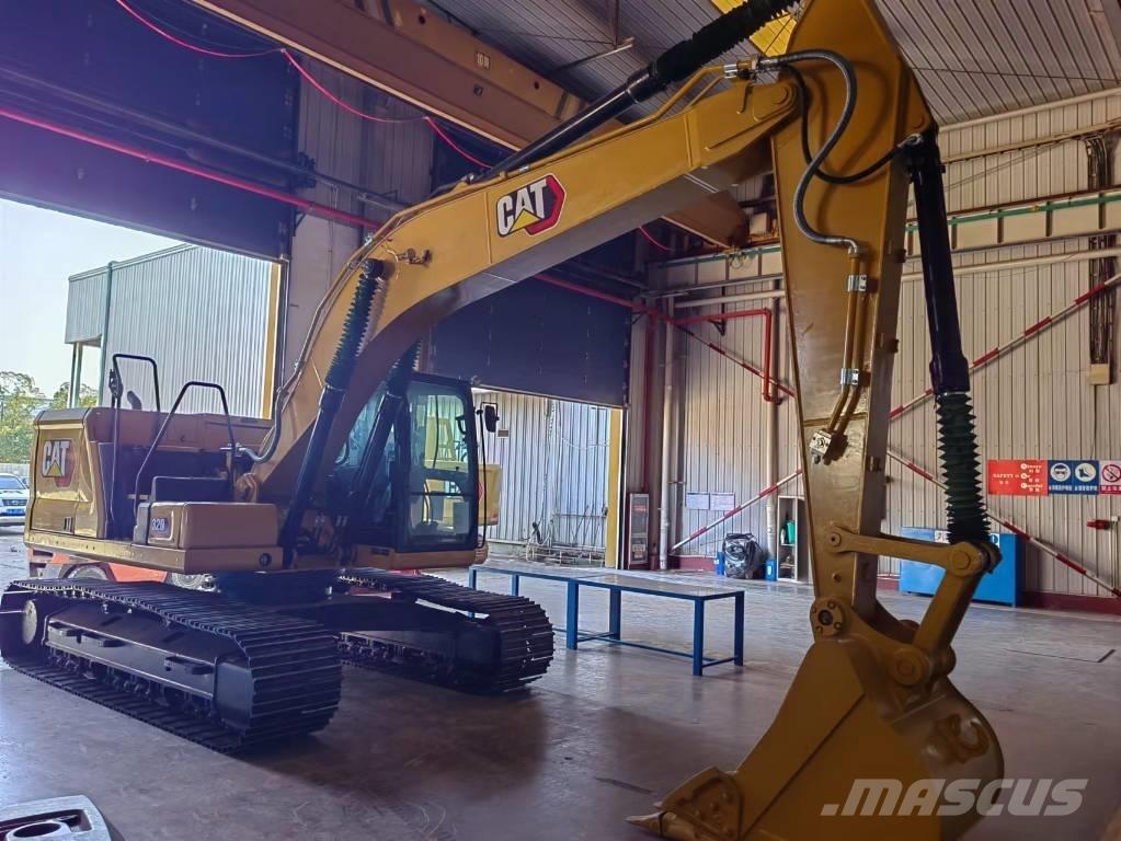 CAT 2021 CAT 320 Escavatori gommati