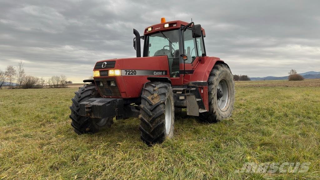 Case IH 7220 Magnum Trattori