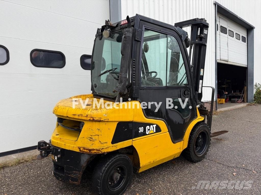 CAT DP 30 N Carrelli elevatori diesel
