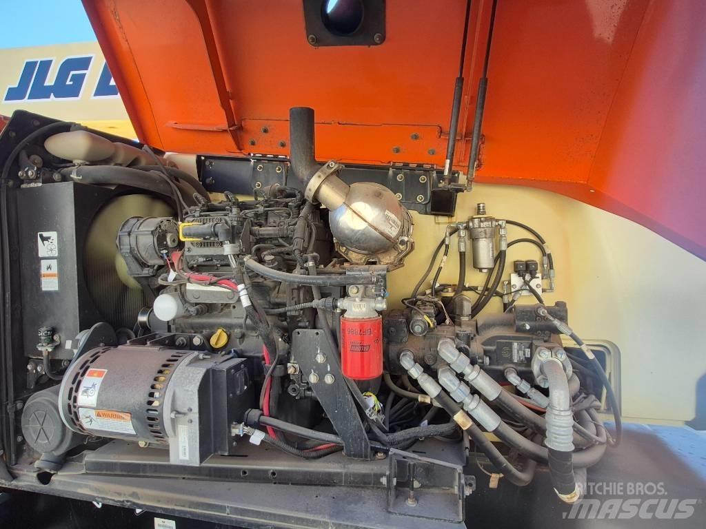 JLG 800 AJ Piattaforme a braccio articolato