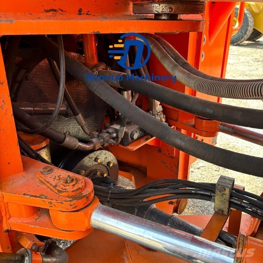 Doosan DL505 Pale gommate