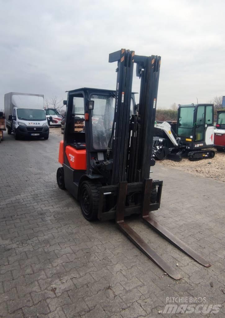Doosan D 30 G Carrelli elevatori diesel