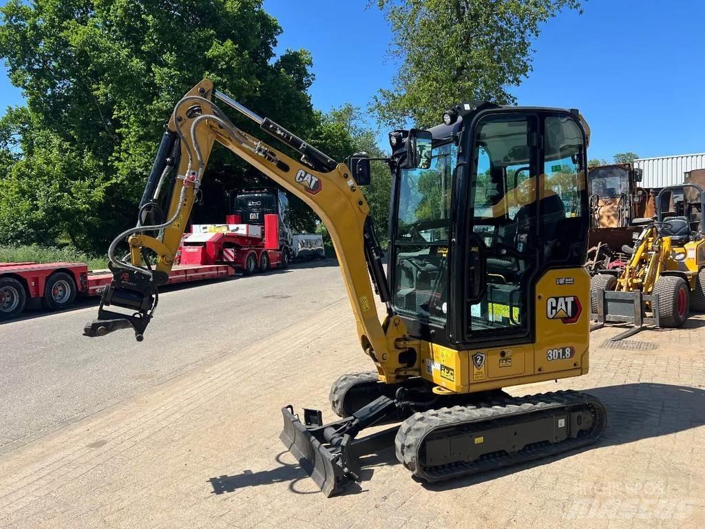 CAT 301.8 Next Gen Miniescavatori