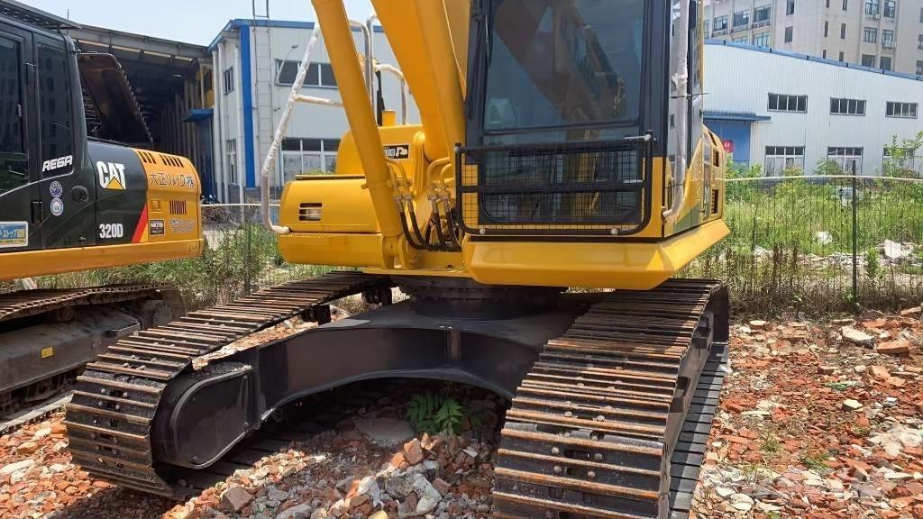 Komatsu PC 210 LC Escavatori cingolati