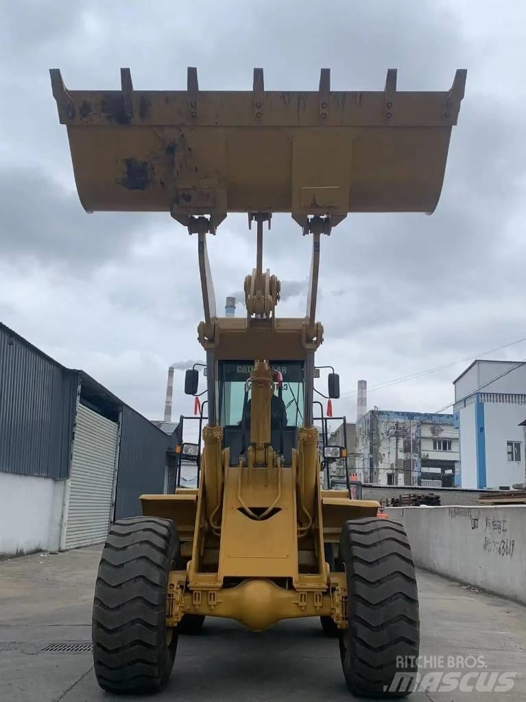 CAT 966 H Pale gommate