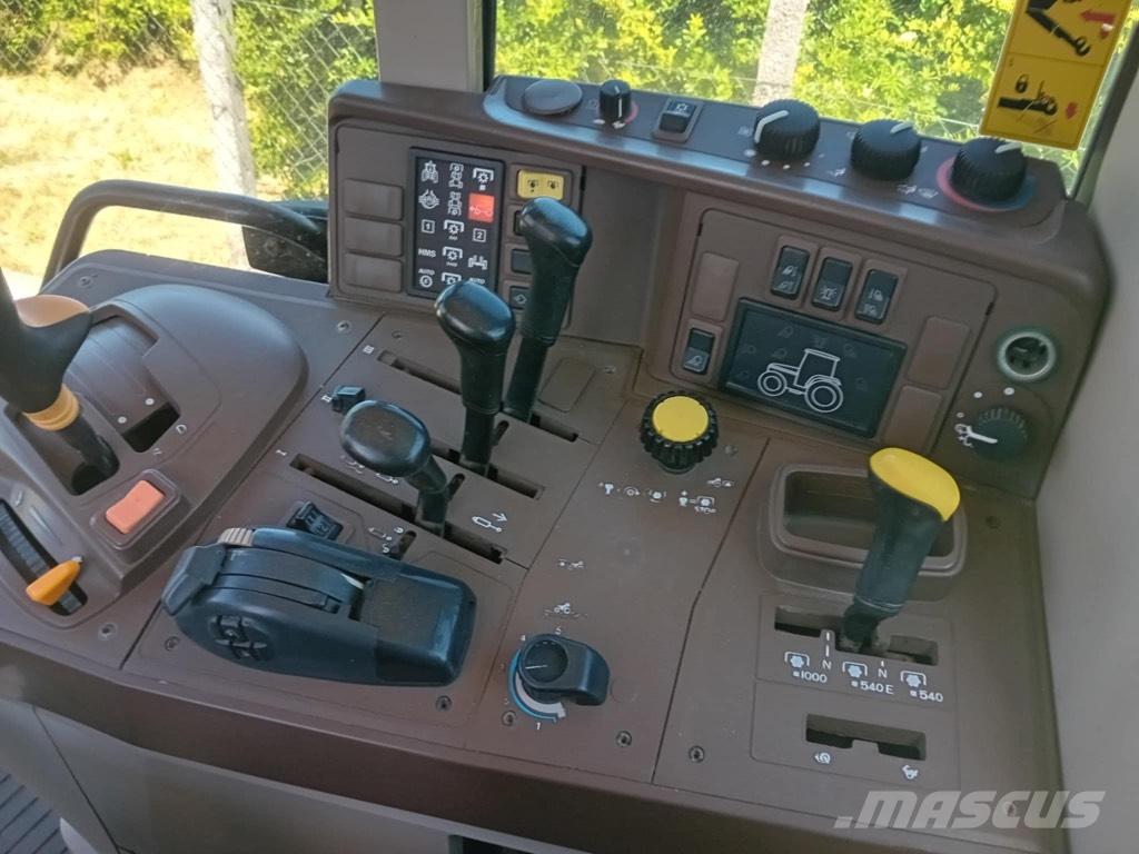 John Deere 6630 Trattori