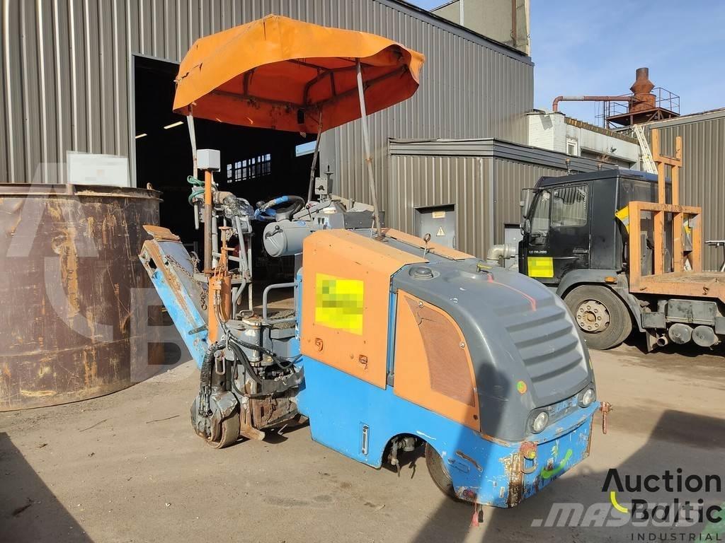 Wirtgen W35DC Fresa a freddo per asfalto
