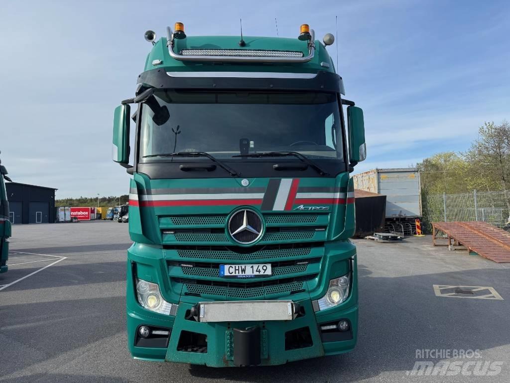 Mercedes-Benz  Motrici e Trattori Stradali