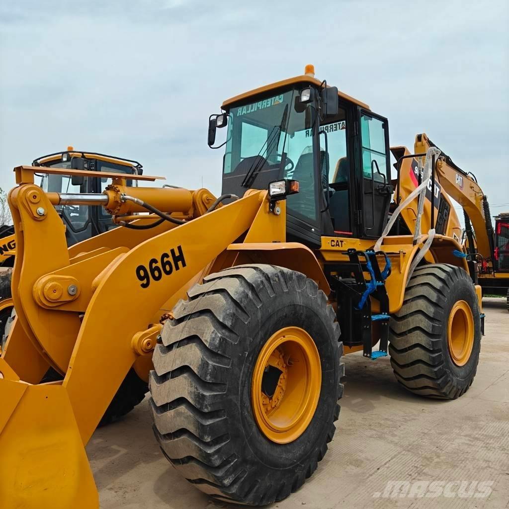 CAT 966 H Pale gommate