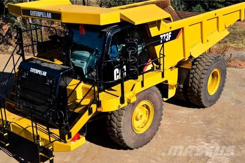 CAT 773F Camion altro