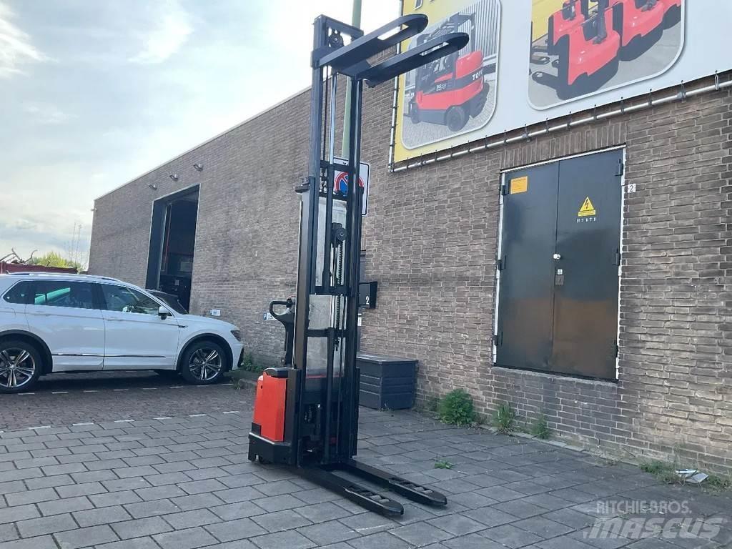 Toyota BT SWE120L Transpallet uomo a terra