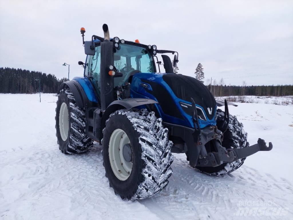 Valtra T 174 VERSU Trattori