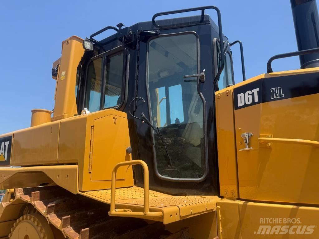 CAT D 6 T XL Dozer cingolati