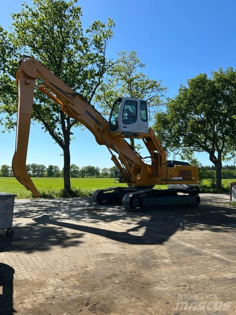 Liebherr R 934 C EW Movimentazione rifiuti