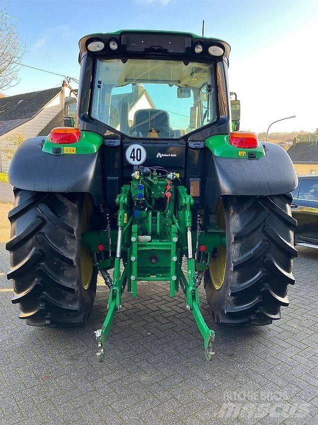 John Deere 6090M Trattori