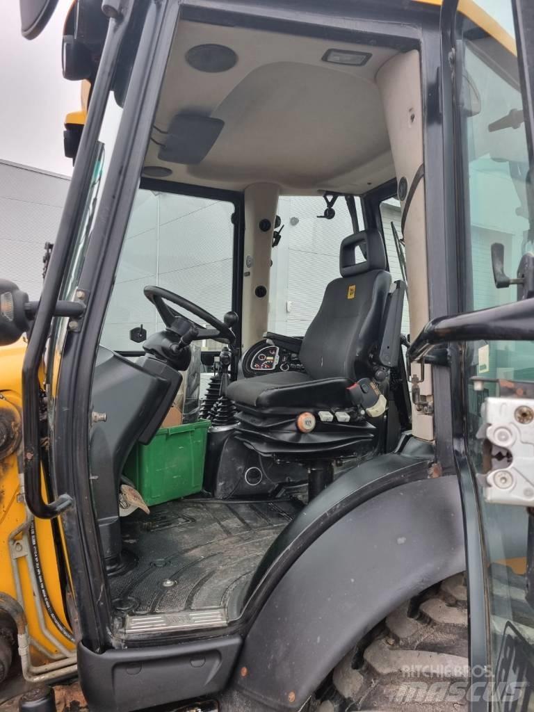 JCB 4 CX Terne