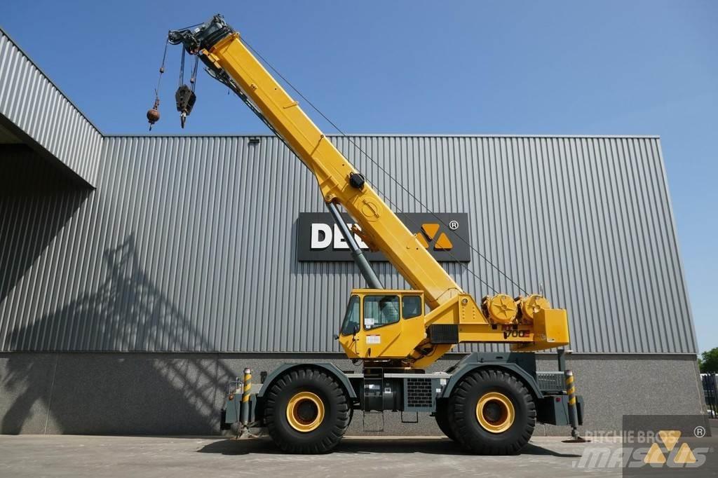 Grove RT700E Gru per terreni difficili