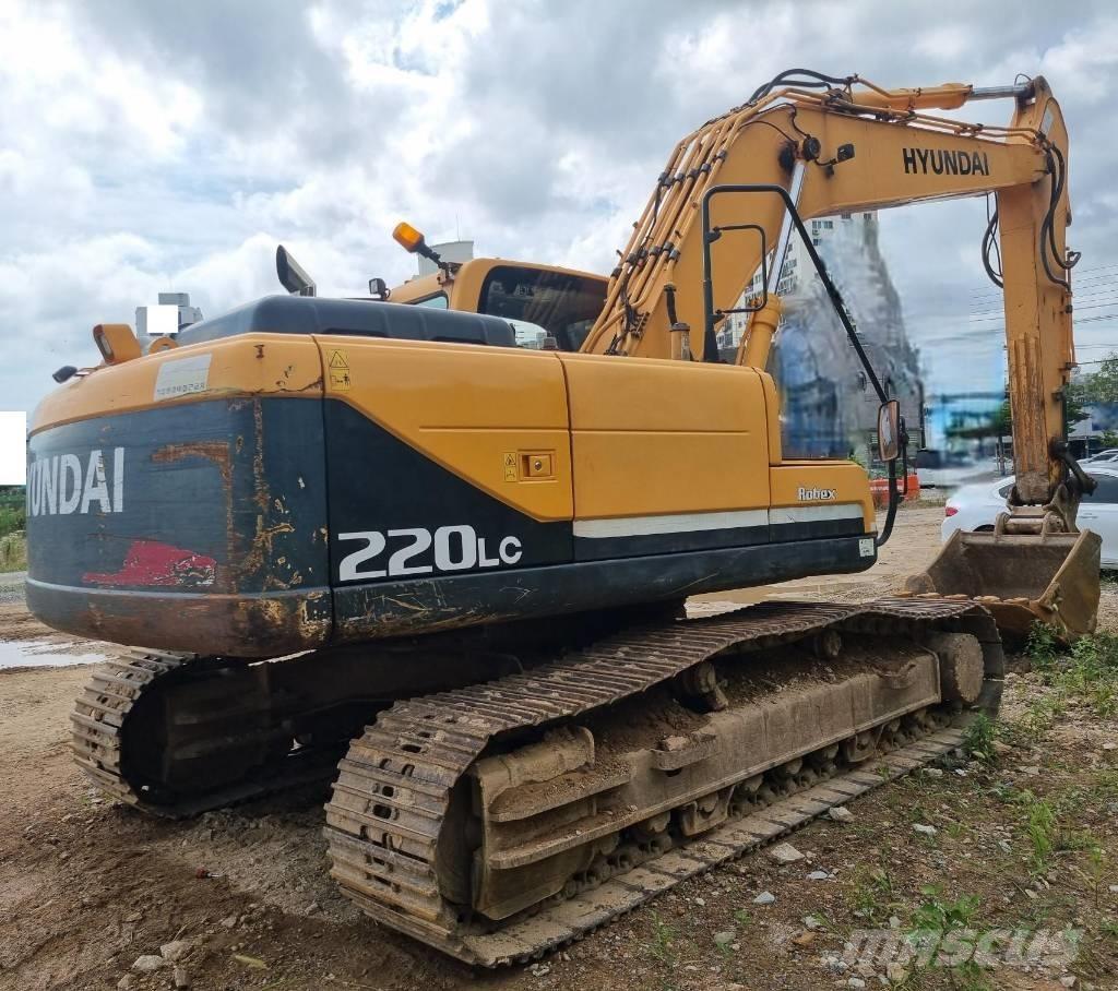 Hyundai Robex 220 LC Escavatori cingolati