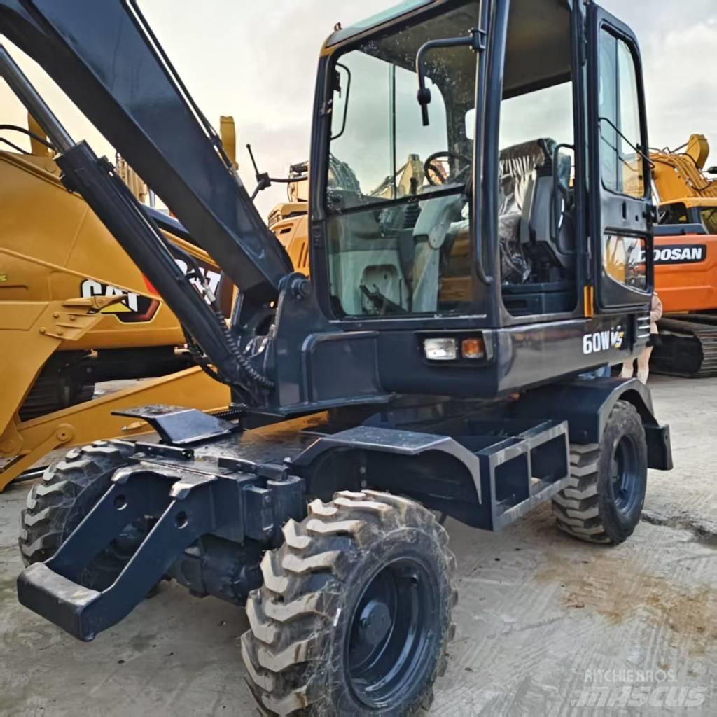 Hyundai 60W-9 Escavatori gommati