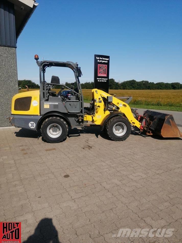 Weidemann 1880 Mini pale
