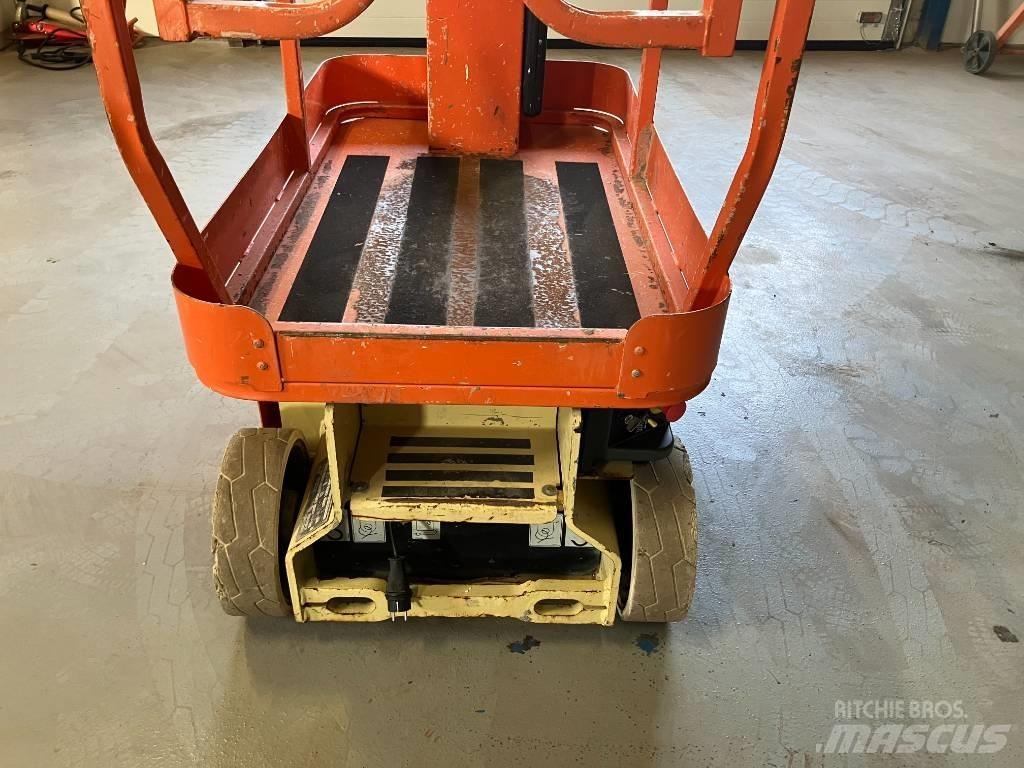 JLG 1230 ES Sollevatori verticali