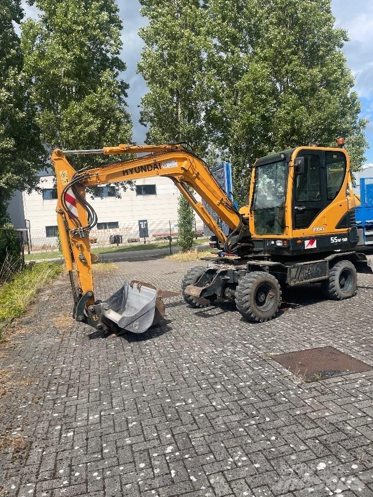 Hyundai 55w9a Escavatori gommati