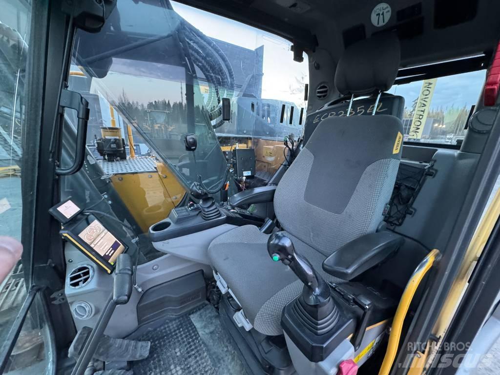Volvo ECR 235 EL Escavatori cingolati