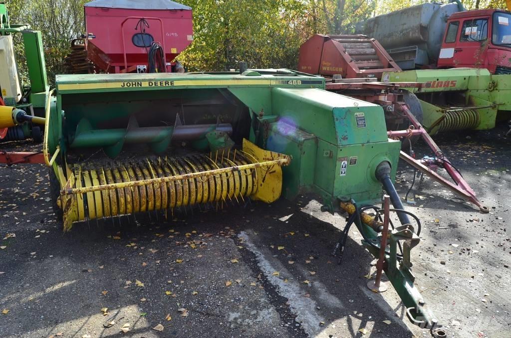 John Deere 468 Presse quadre