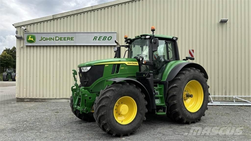 John Deere 6M240 Trattori