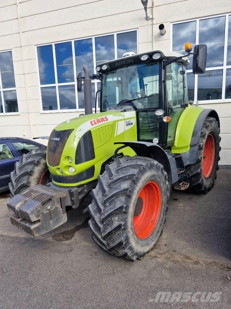 CLAAS Arion 640 Trattori